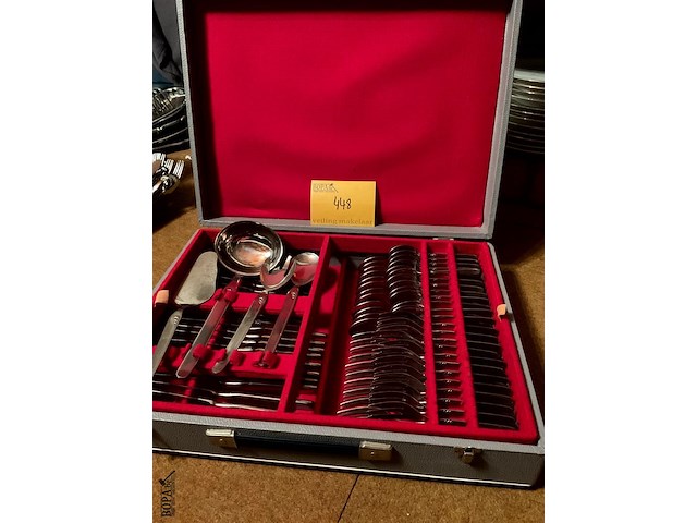 Lot 448 - koffer sartel inox bestek - afbeelding 3 van  4