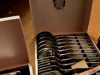 Lot 449 - koffertjes met bestek inox/klein aantal bestek verzilverd of - afbeelding 3 van  8
