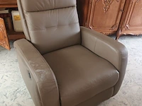 Lot 45 - elektrische relax zetel - afbeelding 1 van  3