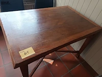 Lot 45 - houten tafel - afbeelding 1 van  5
