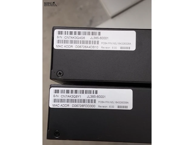 Lot 45 - hp officeconnect switchen - 2 stuks - afbeelding 2 van  3