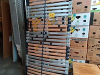 Lot 45 - lattenbodem - afbeelding 1 van  5