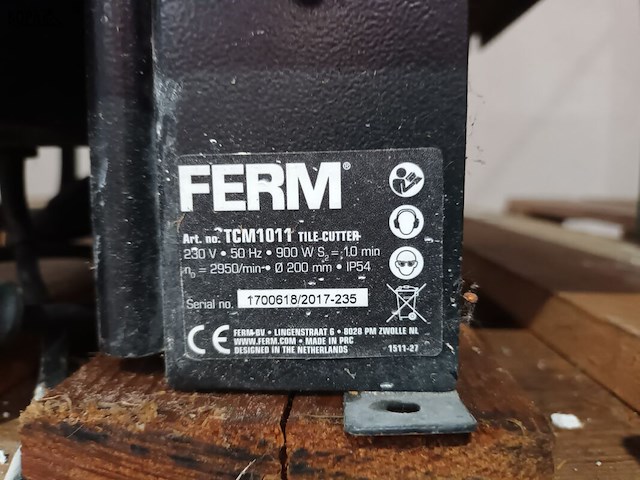 Lot 45 - tegelsnijmachine ferm - afbeelding 2 van  4