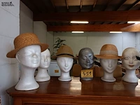 Lot 451 - isomo hoofden en hoeden. 10 stuks - afbeelding 2 van  3