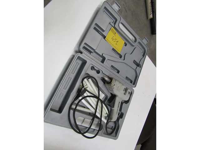 Lot 451 - lijmpistool in koffer - afbeelding 4 van  4
