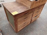 Lot 451 - werkbank op wielen - afbeelding 1 van  3