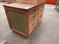 Lot 451 - werkbank op wielen - afbeelding 2 van  3