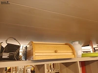 Lot 452 - blikken dozen en huisraad. 12 stuks - afbeelding 3 van  3