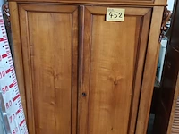 Lot 452 - meidenkast - afbeelding 1 van  4