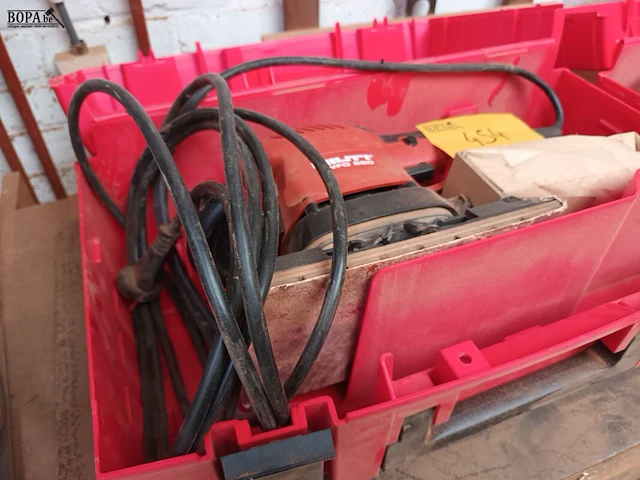 Lot 454 - schuurmachine hilti - afbeelding 3 van  3