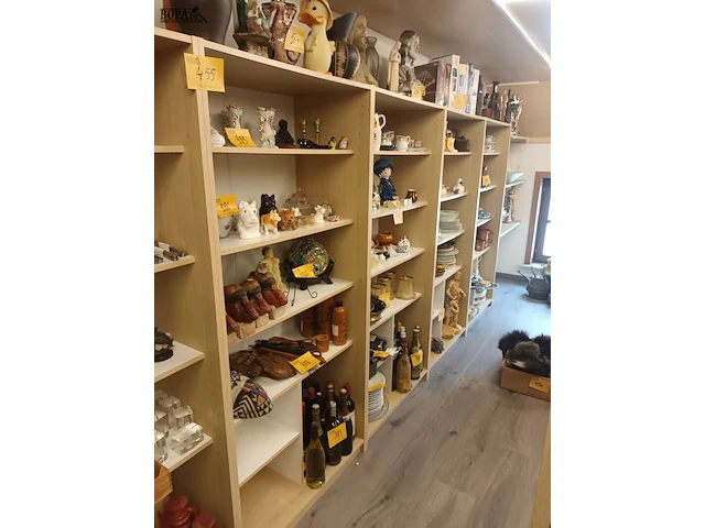 Lot 455 - boekenkast. 5 stuks - afbeelding 1 van  3