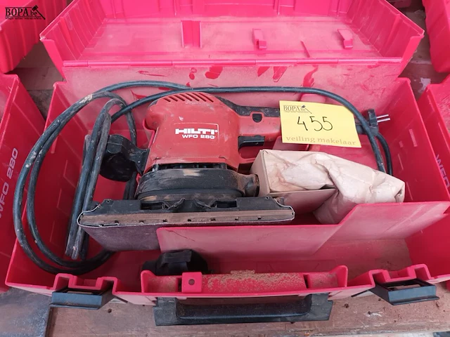 Lot 455 - schuurmachine hilti - afbeelding 1 van  3