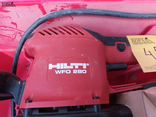 Lot 456 - schuurmachine hilti - afbeelding 2 van  3