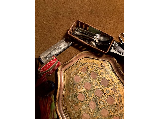 Lot 457 - kleine benodigdheden/dienblad - afbeelding 4 van  5