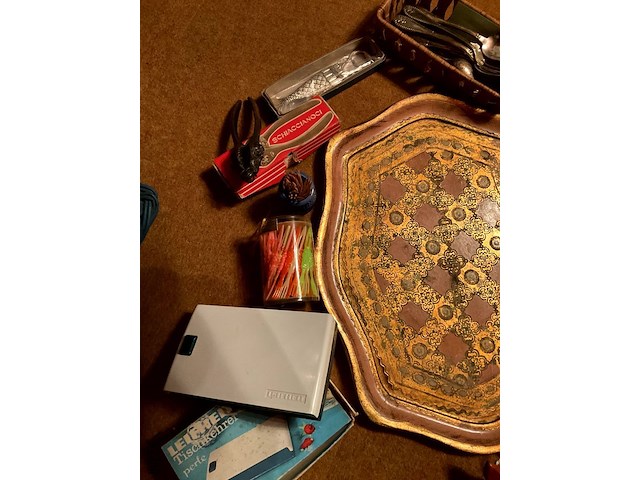 Lot 457 - kleine benodigdheden/dienblad - afbeelding 5 van  5