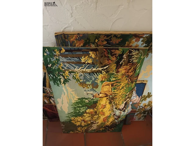 Lot 458 - kunstwerk in borduurwerk. 8 stuks - afbeelding 3 van  5