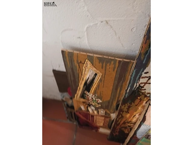 Lot 458 - kunstwerk in borduurwerk. 8 stuks - afbeelding 5 van  5