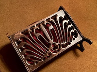 Lot 459 - krantenbak - afbeelding 2 van  4