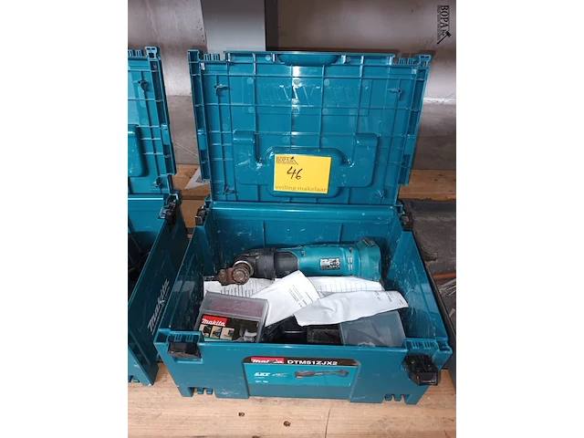 Lot 46 - accu multitool makita in koffer - afbeelding 1 van  6