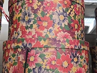 Lot 46 - handgemaakte opbergdoos en set hoedendozen - afbeelding 4 van  5