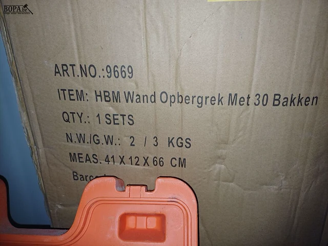 Lot 46 - hbm wandopbergrek - afbeelding 2 van  2