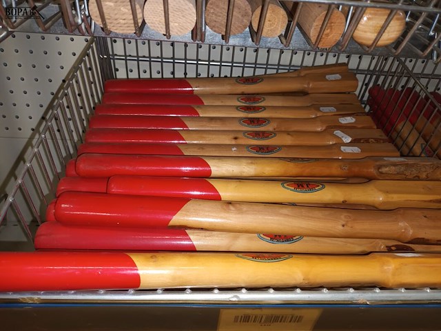 Lot 46 - hickory hamerstelen. 88 stuks - afbeelding 2 van  4