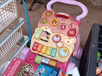 Lot 46 - speelgoed en koffer - afbeelding 4 van  7