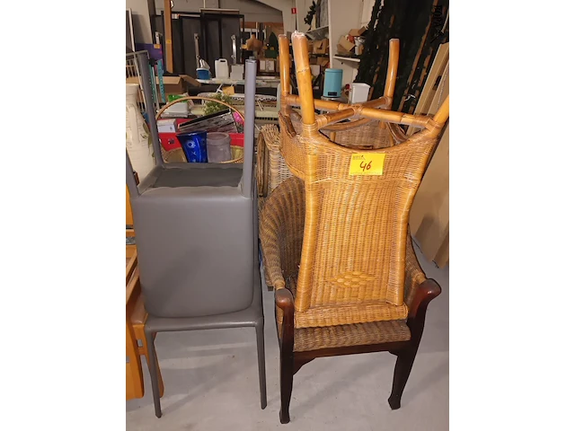 Lot 46 - stoelen. 4 stuks - afbeelding 1 van  4