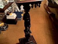 Lot 460 - houten sta bretoens gestoken beeltenis man - afbeelding 1 van  9