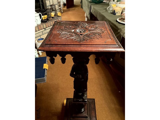 Lot 460 - houten sta bretoens gestoken beeltenis man - afbeelding 6 van  9