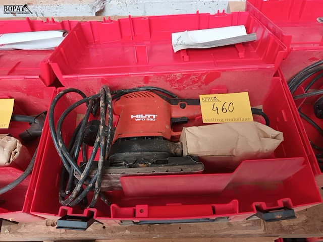 Lot 460 - schuurmachine hilti - afbeelding 1 van  3