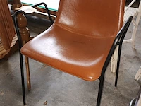 Lot 460 - stoel met armleuningen - afbeelding 3 van  3
