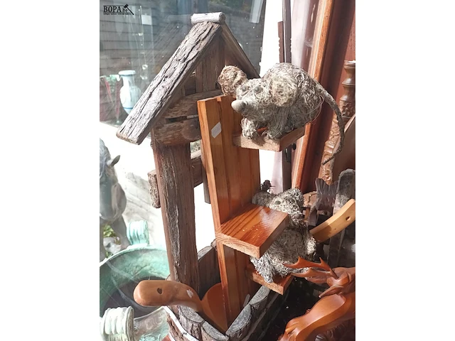 Lot 461 - houten decoratie. 14 stuks - afbeelding 4 van  4