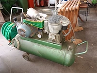 Lot 463 - compressor met toebehoren - afbeelding 4 van  5