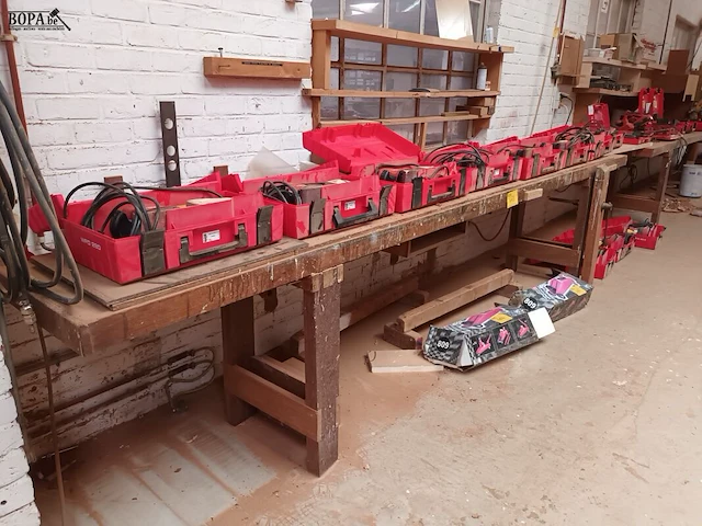 Lot 463 - houten werkbank - afbeelding 3 van  4