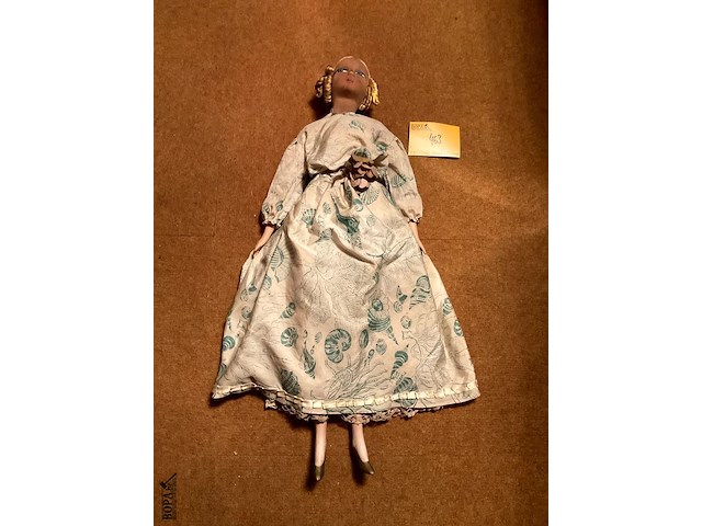 Lot 463 - oude salonpop - afbeelding 1 van  6