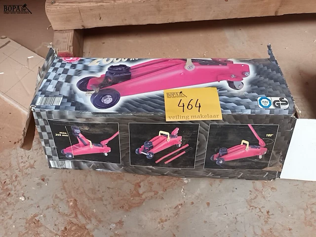 Lot 464 - garagekrik 2000 kg - afbeelding 1 van  3