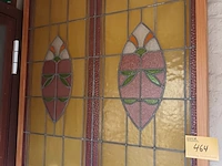 Lot 464 - glas in lood raam - afbeelding 1 van  3