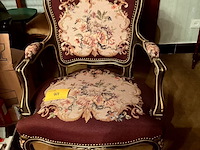 Lot 464 - romantisch zeteltje bekleding rozenmotief handwerk kruisjess - afbeelding 1 van  6