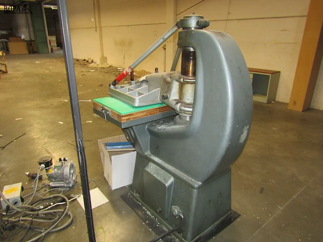 Lot 465 - flatbed cutting machine pedersch - afbeelding 2 van  7