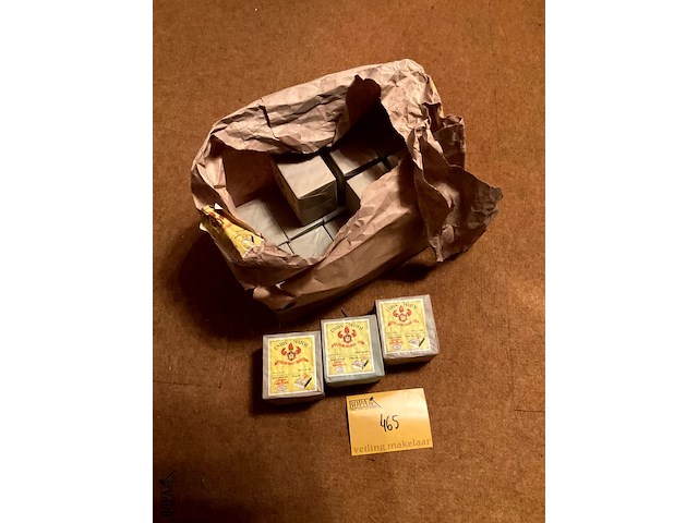 Lot 465 - lot union match lucifers - afbeelding 1 van  2