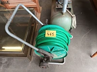 Lot 465 - tuinslang op haspel - afbeelding 1 van  3