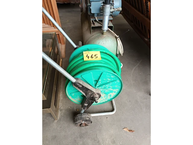 Lot 465 - tuinslang op haspel - afbeelding 2 van  3