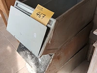 Lot 467 - metalen sorteerbakken. 3 stuks - afbeelding 3 van  3