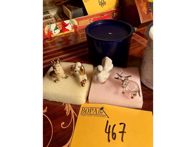 Lot 467 - snuisterijen, 6 stuks - afbeelding 3 van  5