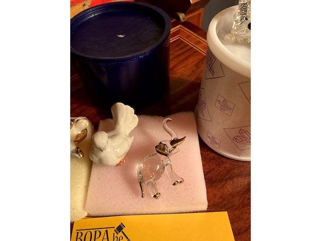 Lot 467 - snuisterijen, 6 stuks - afbeelding 5 van  5