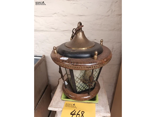 Lot 468 - plantenstandaard en hanglamp - afbeelding 2 van  3