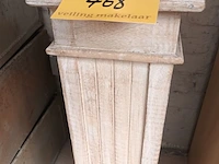 Lot 468 - plantenstandaard en hanglamp - afbeelding 3 van  3