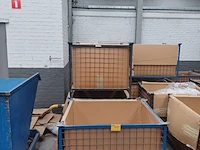 Lot 469 - metalen stapelbak. 4 stuks - afbeelding 2 van  3