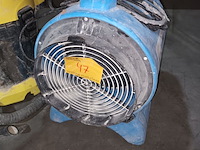 Lot 47 - bouwdroger - afbeelding 1 van  4